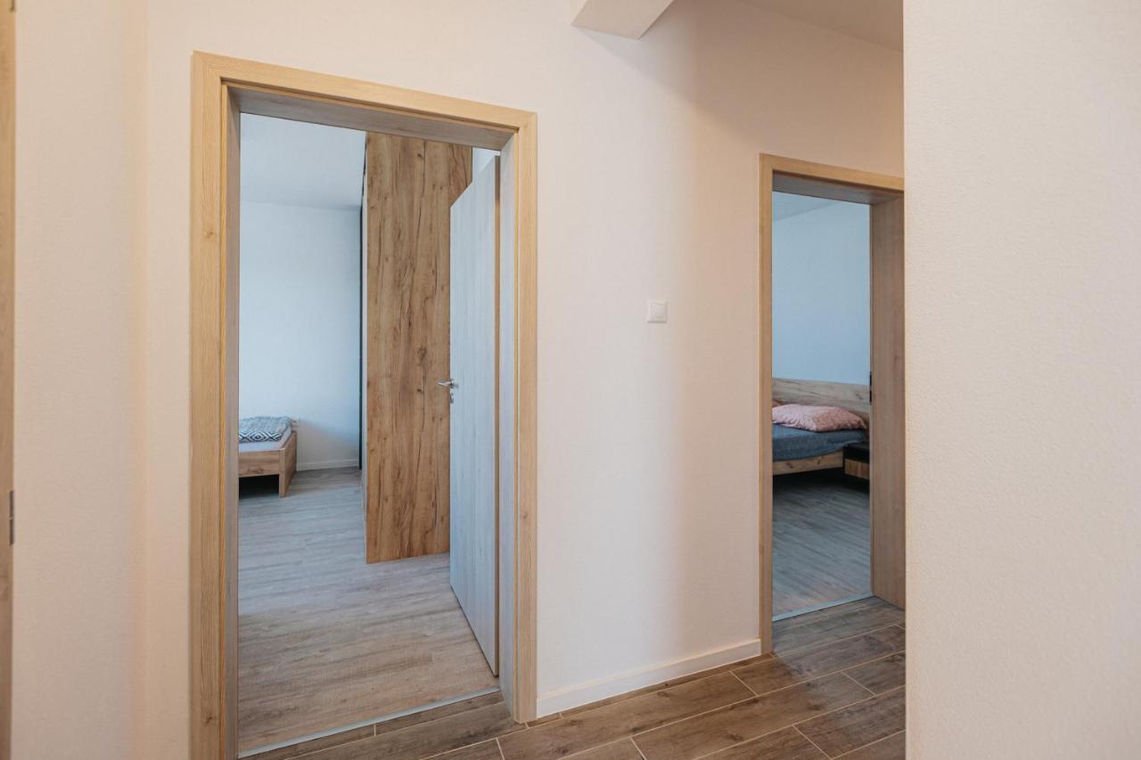 Apartmany U Skraba เบเชนยอวา ภายนอก รูปภาพ