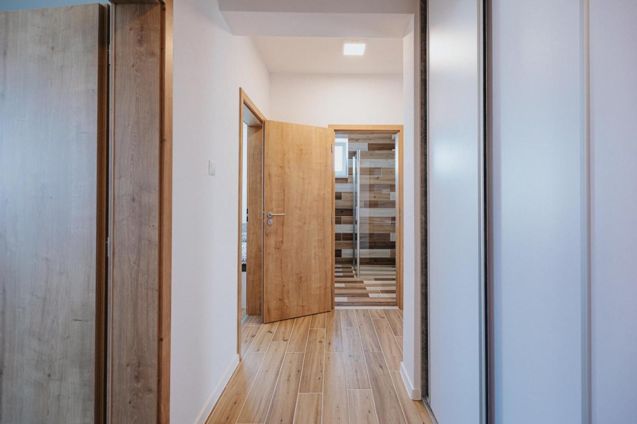 Apartmany U Skraba เบเชนยอวา ภายนอก รูปภาพ