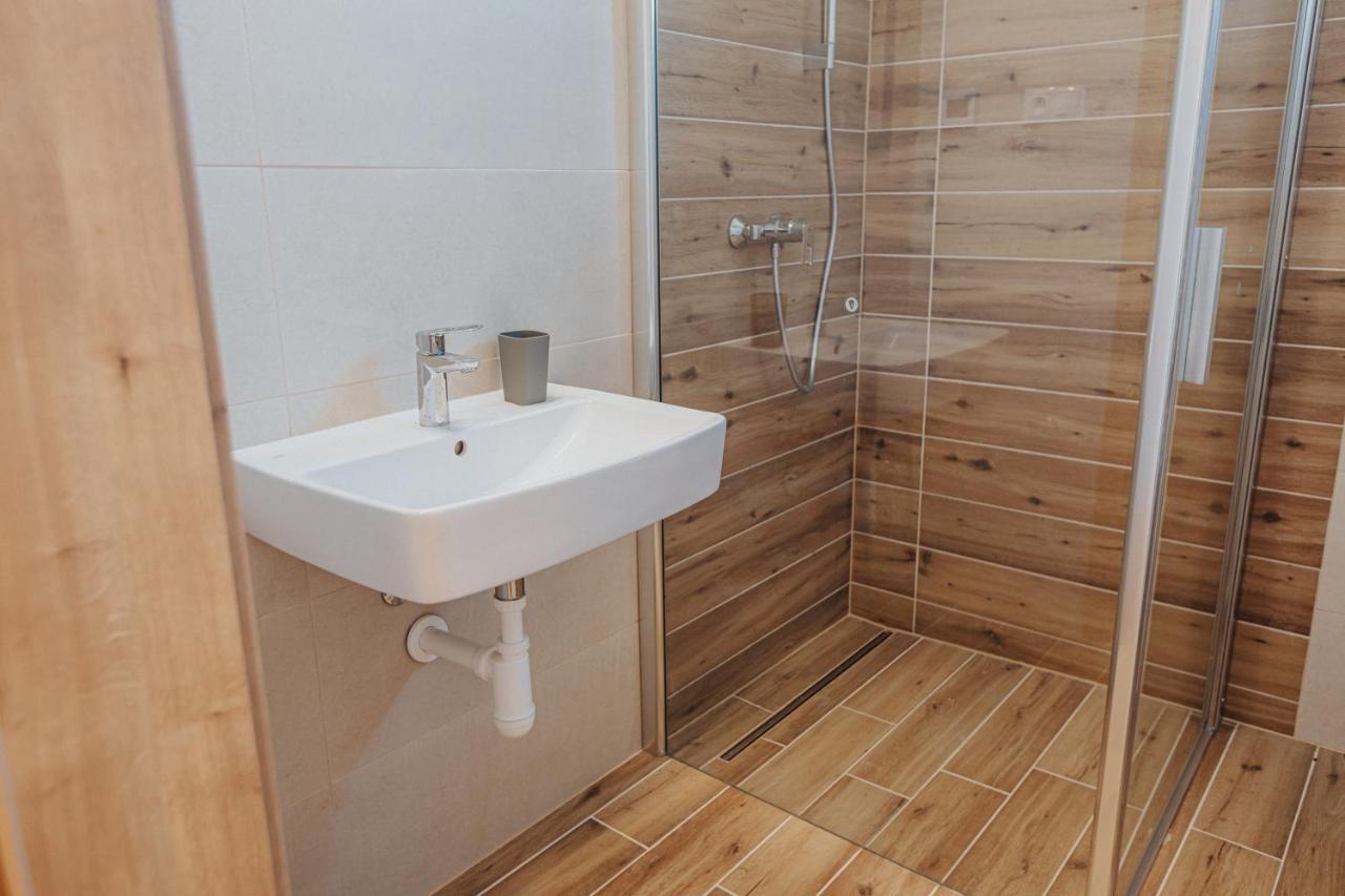 Apartmany U Skraba เบเชนยอวา ภายนอก รูปภาพ